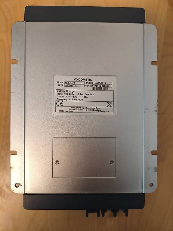 Dometic Ladegeräte: Dometic PerfectCharge MCA 1235 35A/12V – Gebraucht aus Sumiswald von Mr.Paescu 3
