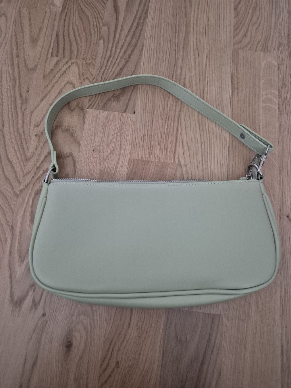 Taschen für Damen: Hellgrüne Handtasche – Gebraucht aus Bern von nin_9zt2