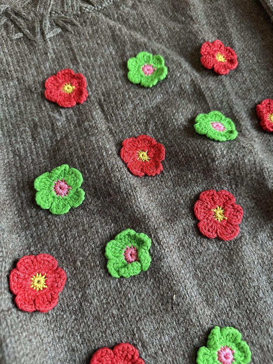 Pullover & Sweatshirts: Phipps Blumen Crew Neck – Neu (gemäss Beschreibung) aus grenchen von Vykon 1