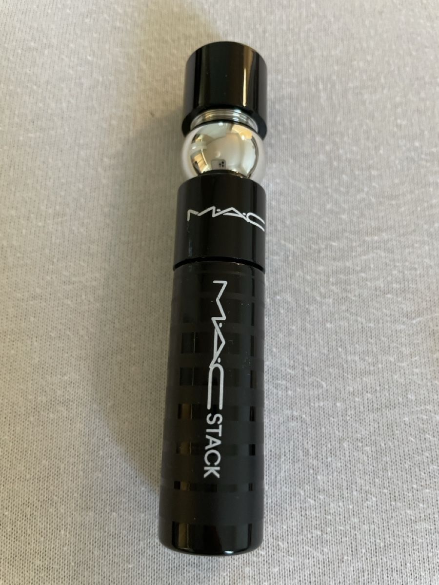 Mac Cosmetics Make-up: MAC Stack Mascara 8ml Neu Black Schwarze Wimperntusche – Nuovo e nell'imballaggio originale da Nänikon venduto da elifxs
