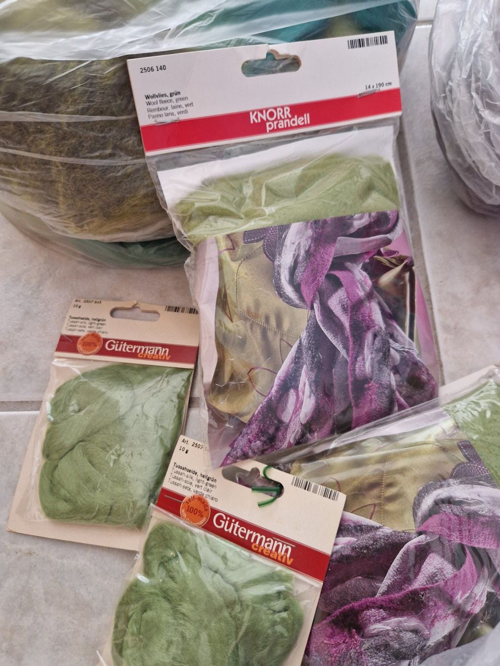 Kit bricolage: Filzmaterial - Ausgiebige Sammlung – Usato da Delémont venduto da Tinkpink 3