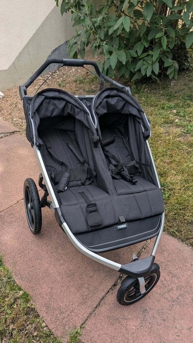 Thule Poussette: Thule Urban Glide Doppelkinderwagen – D'occasion à Oberengstringen par lfaelivrin