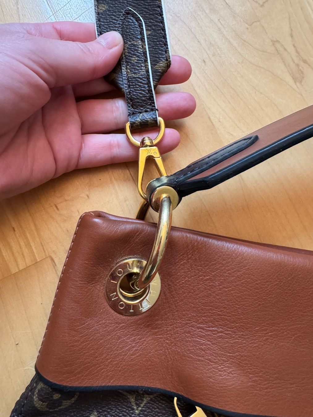 Louis Vuitton Borse da donna: Louis Vuitton Tasche – Usato da Muri b. Bern venduto da maya.bindschedler 5
