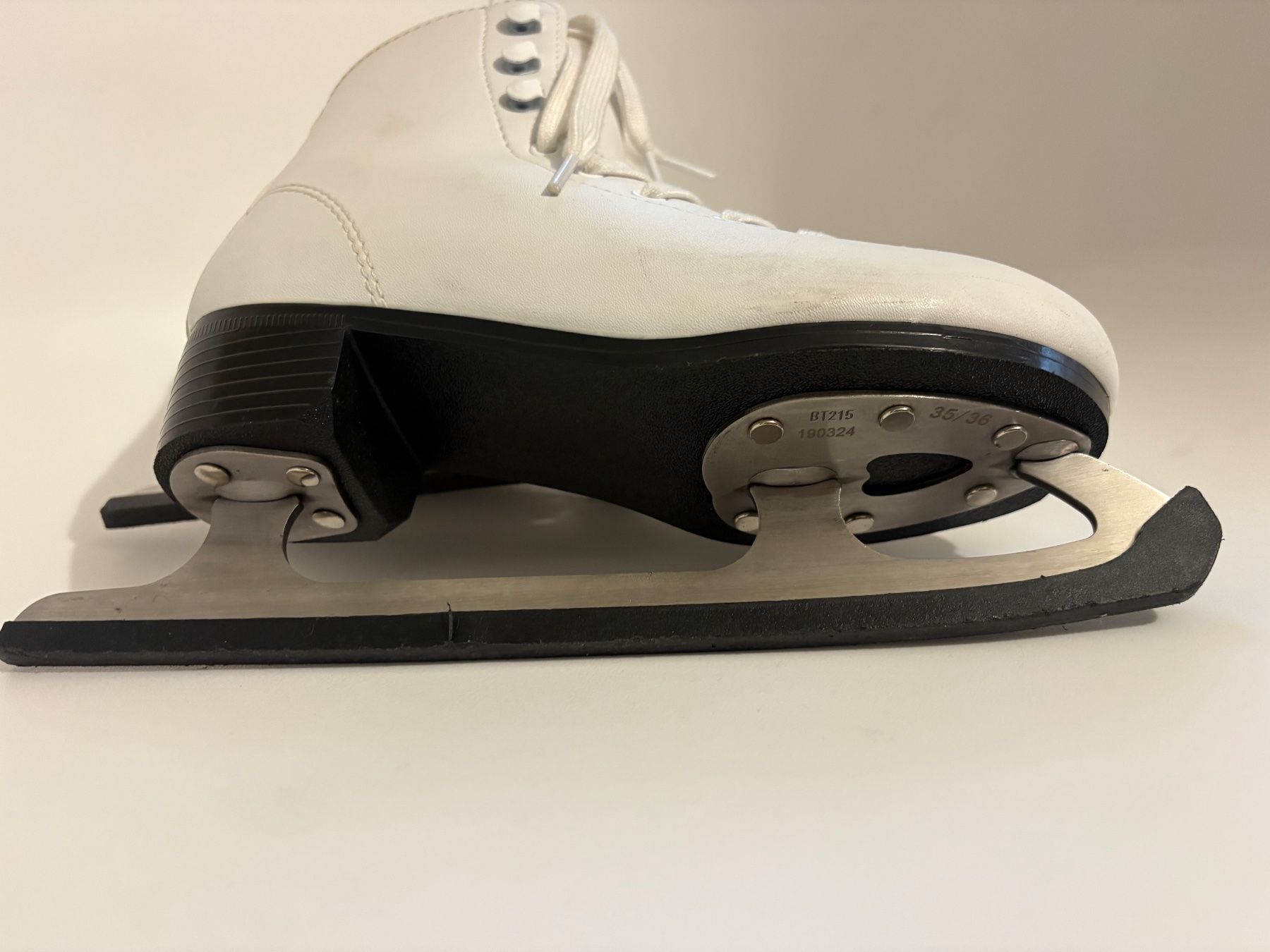 Oxelo Schlittschuhe: Schlittschuhe weiss Gr 35/36 – Gebraucht aus Wetzikon ZH von Bimbo33 5