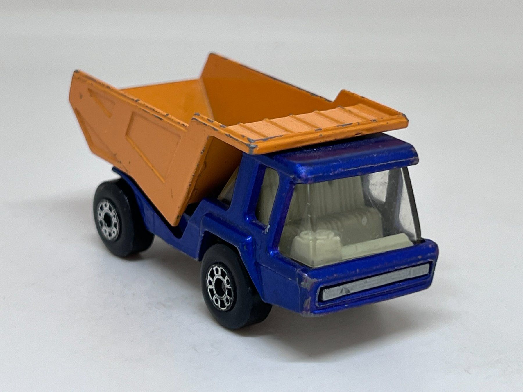 Matchbox Modellini d'auto: Matchbox Atlas #339 – Usato da Wildegg venduto da LaaBoutique