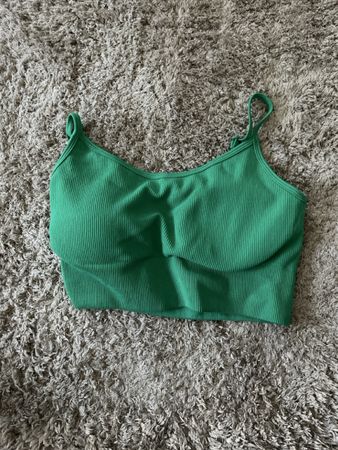 Sommer Top Grün, Grösse M, sportlich und bequem!