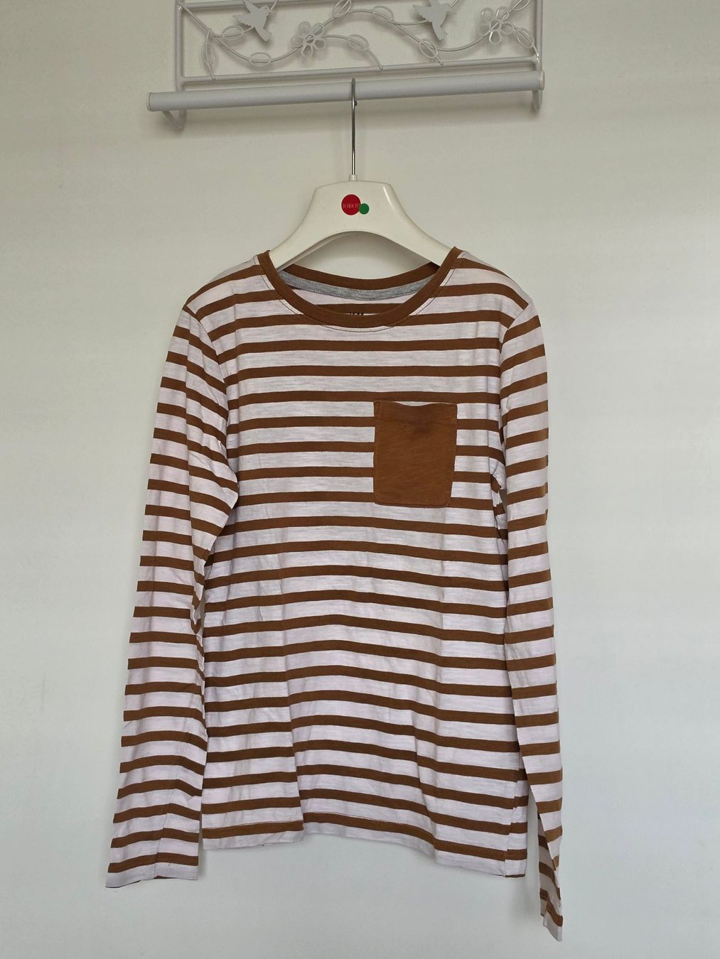 H&M Camicie, T-shirt & Polo: gestreiftes Langarmshirt Gr. 134/140 – Usato da Zürich venduto da Londonista