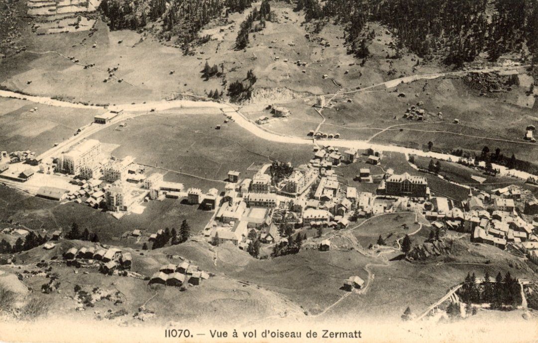Cartoline postali: Zermatt   VS   -    Flugansicht      um  1 9 0 9 – Usato da Brig venduto da Valcards54
