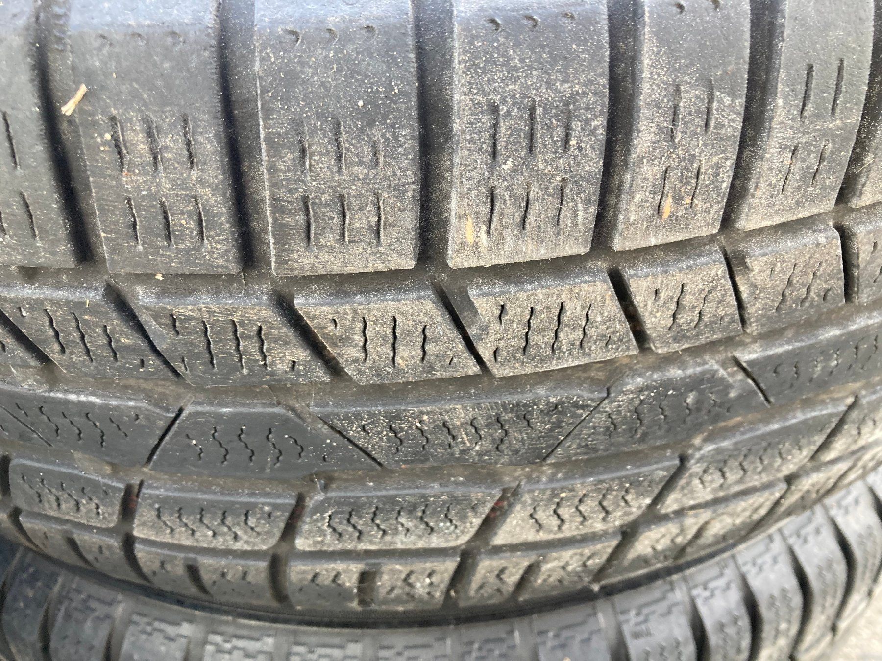 Mazda Pneumatici & Ruote complete: Mazda 3 Winterräder 205/60R16 – Usato da Cham venduto da WB2223 5