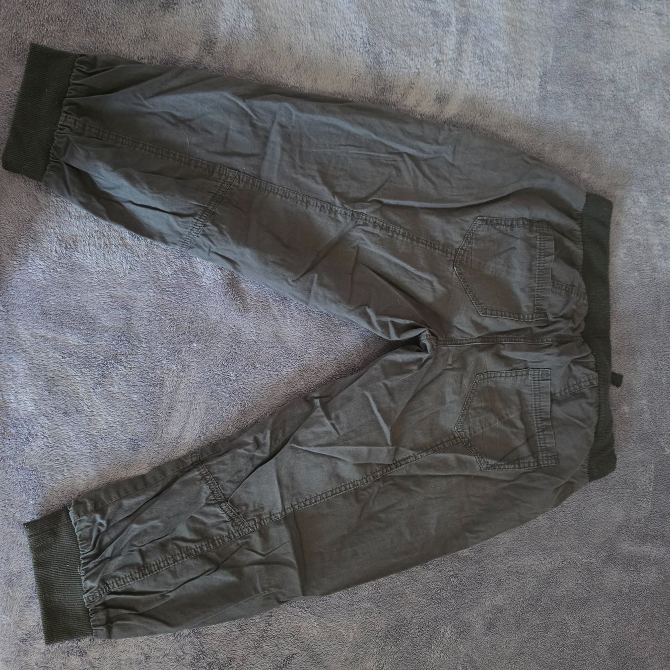 Pantaloni: Verschiedene 3/4 Hosen Gr. 40 – Usato da Fehraltorf venduto da shiilaa.hoot 6