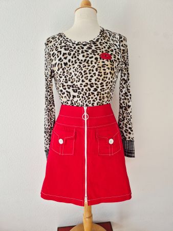 ROCK JUPE ROT VINTAGE 6 36 S , TOP ZU WESTE ODER MARC AUREL