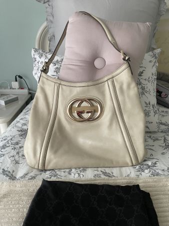 Gucci Hobo Tasche