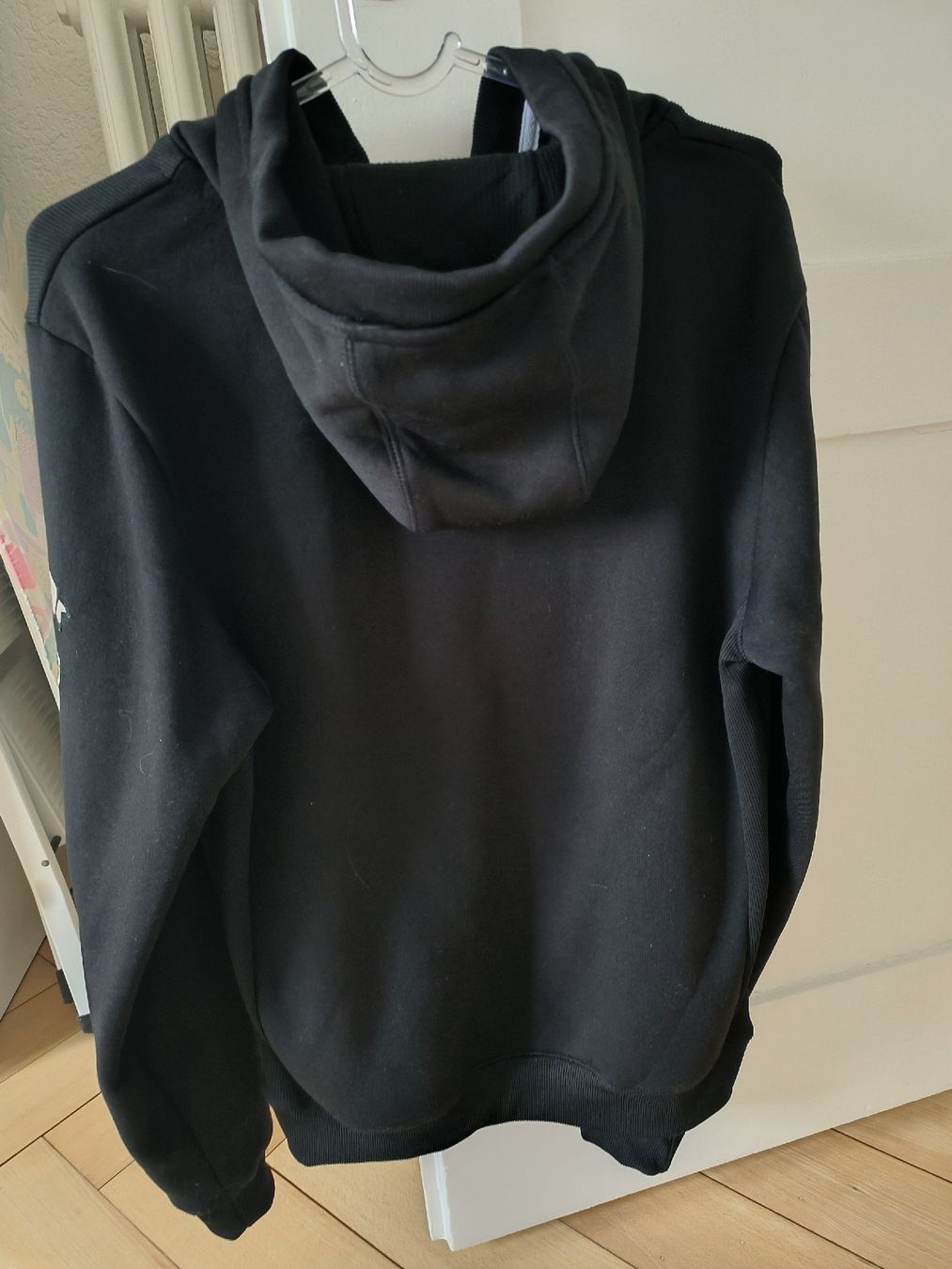 Maglioni & Felpe: Pullover Geographical Norway schwarz Grösse M neuwertig – Nuovo (secondo la descrizione) da Biel/Bienne venduto da M.D.C 4