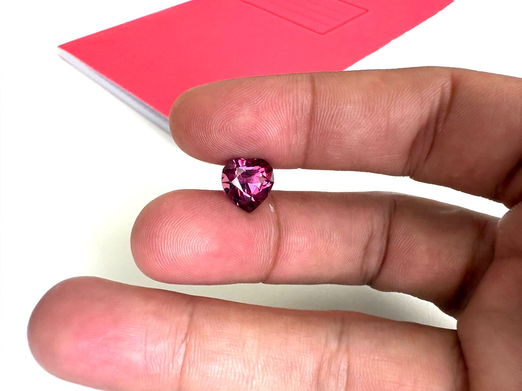Edelsteine: Vibrant Pink Mahenge Garnet 5.2 ct – Neu (gemäss Beschreibung) aus Schliern b. Köniz von Hiel 4