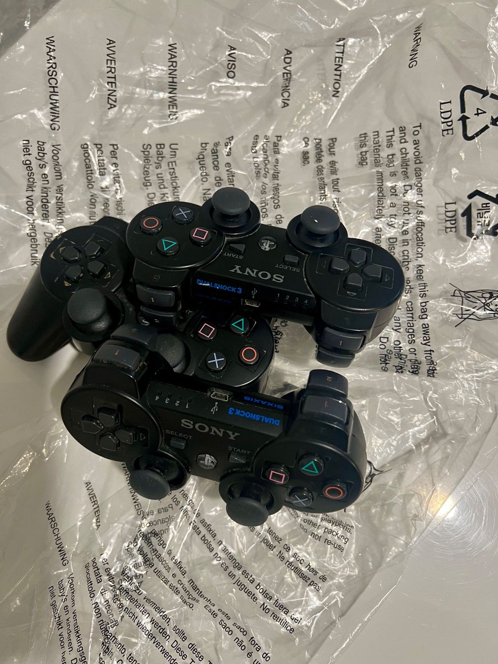 Sony Manettes: PS3 Controllern Ab. 1 FR – D'occasion à Zürich par T.E.B