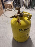 Gaslow (LPG) Tankflasche 2.7kg mit Adapter - Top Zustand!