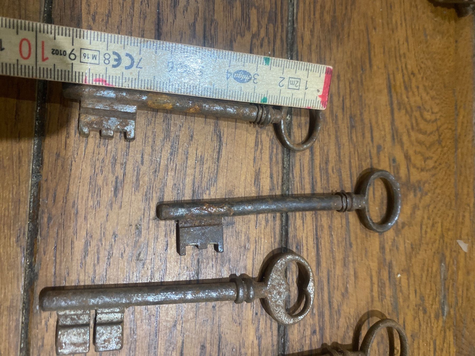 Chiavi: Lot clé clef ancienne 9-12cm GG – Usato da Lajoux JU venduto da Briard0 4