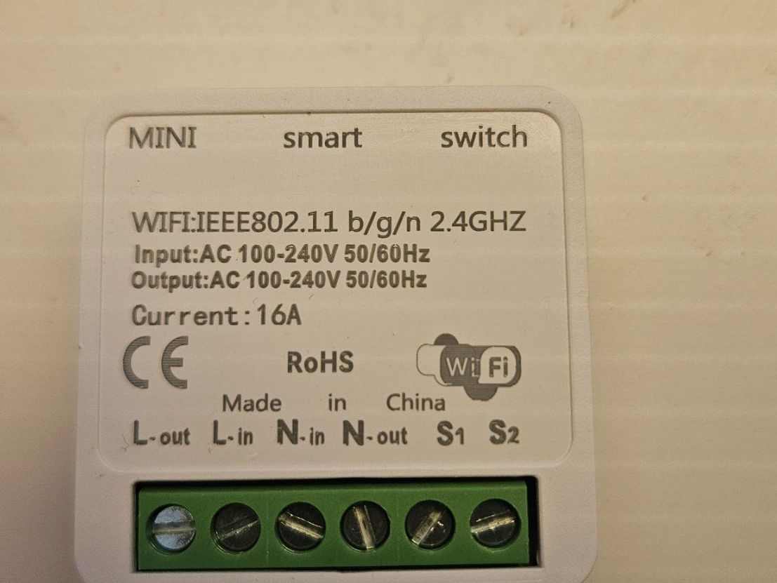 Schalter: Smarte Steckdose Licht für einbau – Neu (gemäss Beschreibung) aus Rheinsulz von loeli 2