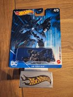 Hot Wheels Premium DC Comics 2021 Hw Tour Bus 4/5