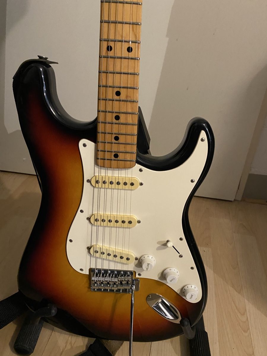 Strumenti musicali: Fairmont Japan – Usato da sulgen venduto da 270963 1