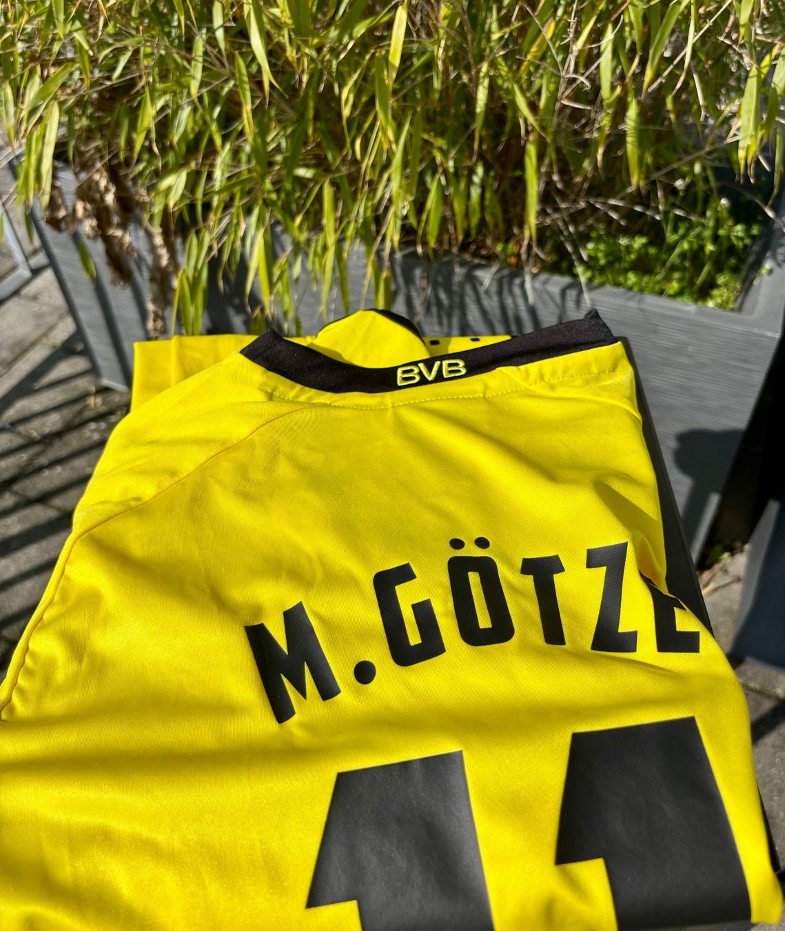 BVB Canottiere & Pantaloni: Original BVB-Damen-Trikot - 11, Mario Götze – Nuovo (secondo la descrizione) da Wetzikon ZH venduto da aku_gw6r 3