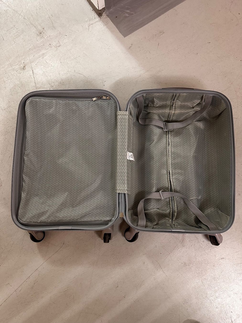 Valigie: Handgepäckkoffer pink – Usato da Dübendorf venduto da bol_h67v 3
