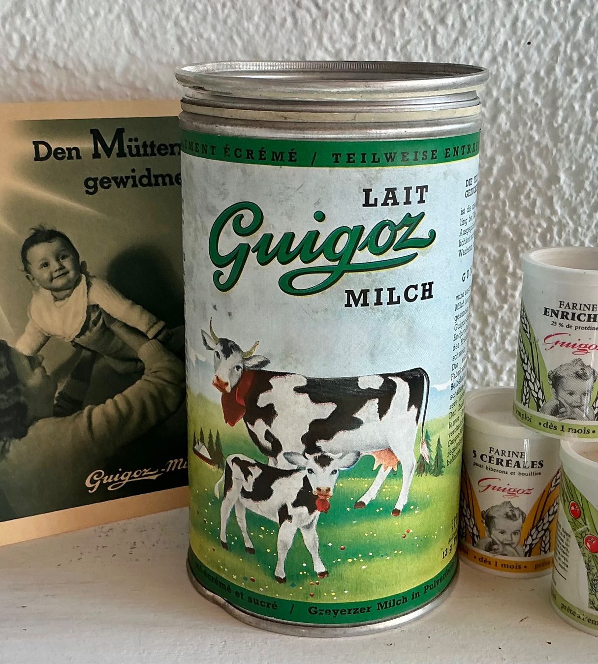 Toutes les décorations: ALTE GUIGOZ SÄUGLINGSMILCH DOSE – D'occasion à Zell LU par Silvermemory