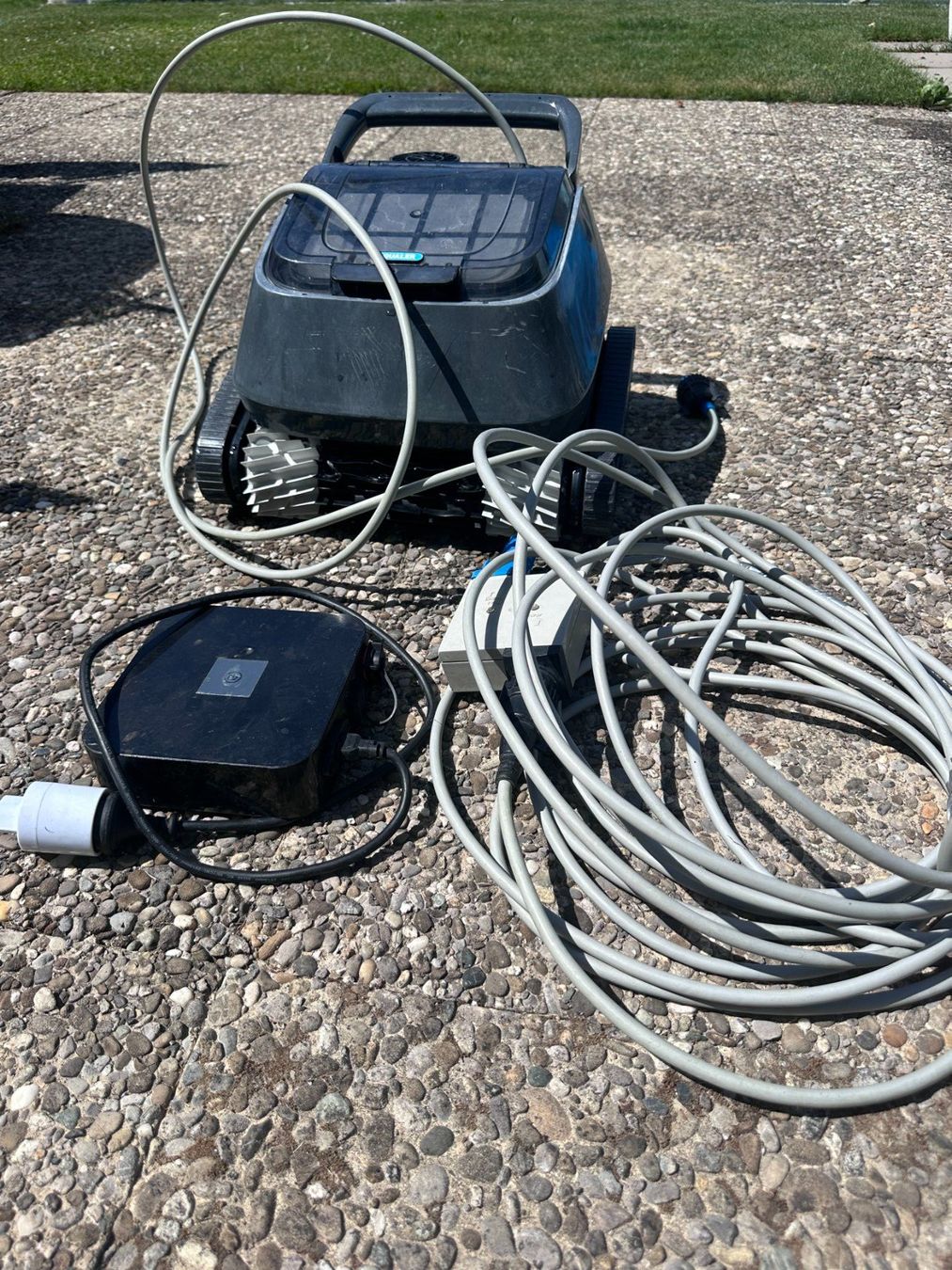 Accessori per Piscine: Poolroboter i-Qualer gebraucht – Usato da Recherswil venduto da nicolep0316