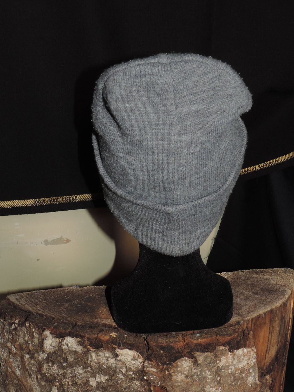 Hüte, Mützen & Caps: bonnet gris avec strass – Gebraucht aus Genève von Axelle333 3