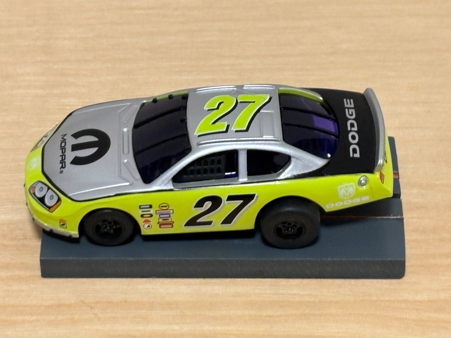 Piste: Auto World Super III Nascar #27 silber/lime – Nuovo (secondo la descrizione) da Bülach venduto da h0slotch 1