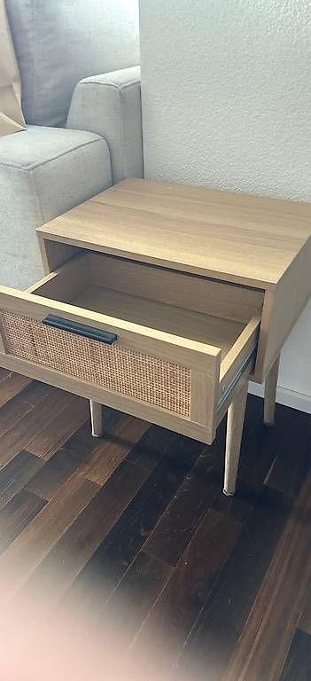 Comodini: 2x Nachttisch Holz – Usato da St. Gallen venduto da sab_92pd 1