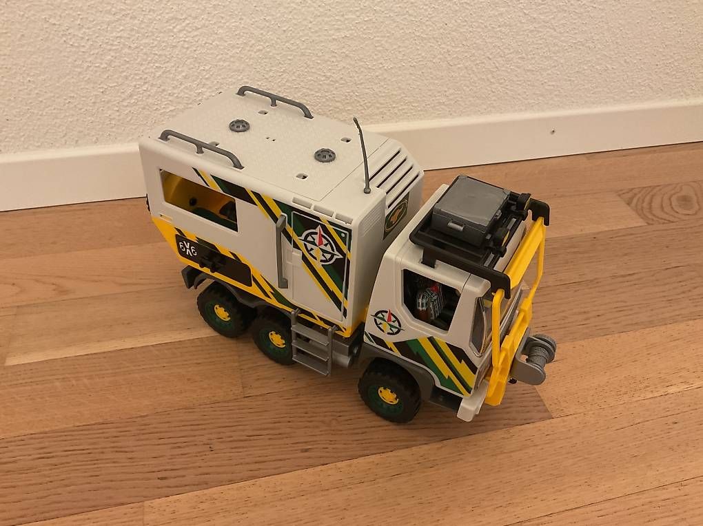 Spielzeuge: Playmobil Expeditionstruck 70278 – Gebraucht aus Rüdlingen von Sieber_8455 1