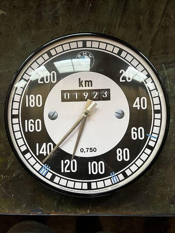 Orologi: BMW Wanduhr – Usato da Schönengrund venduto da Oldbutgold93