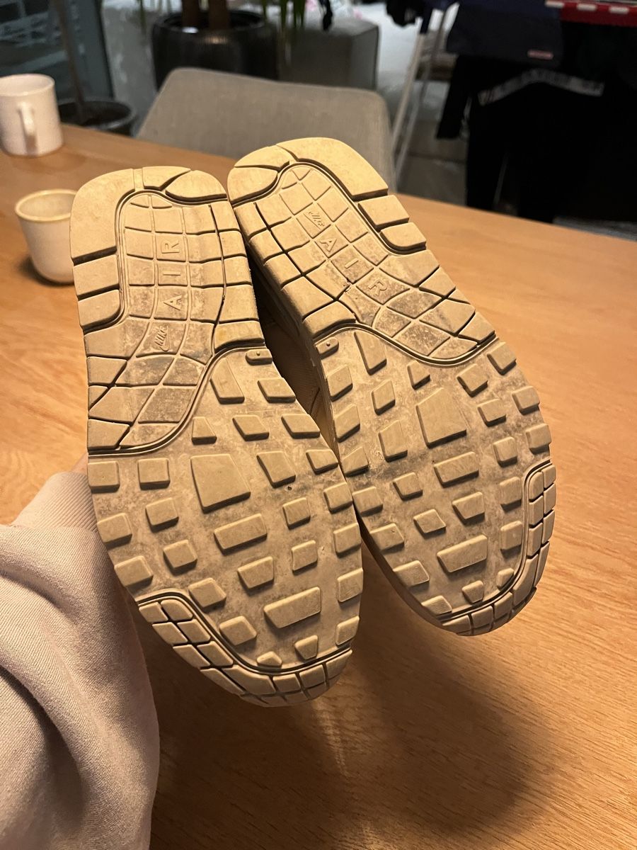 Nike Scarpe da donna: special Edition Nike Sneaker – Usato da Niederurnen venduto da nati12345 1