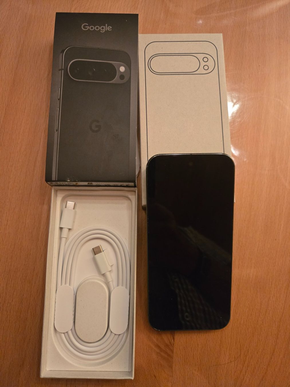 Google Telefoni cellulari / Smartphones: Pixel 9 Pro 128 GB – Usato da Mörel venduto da BreitenMLS 2