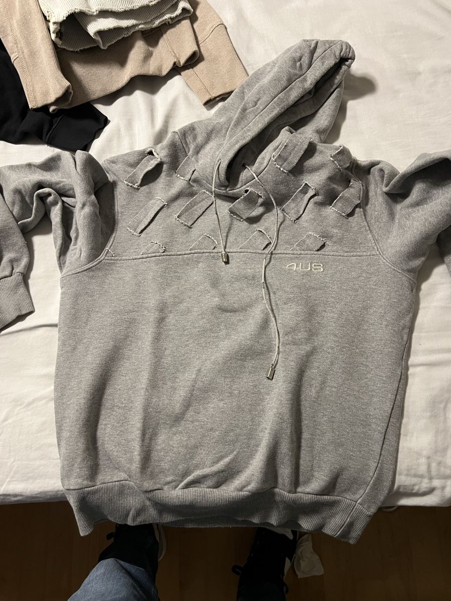 Maglioni & Felpe: 4US Designer Kapuzen Pullover NP 240.- – Usato da Niederglatt ZH venduto da Cordobes83 1
