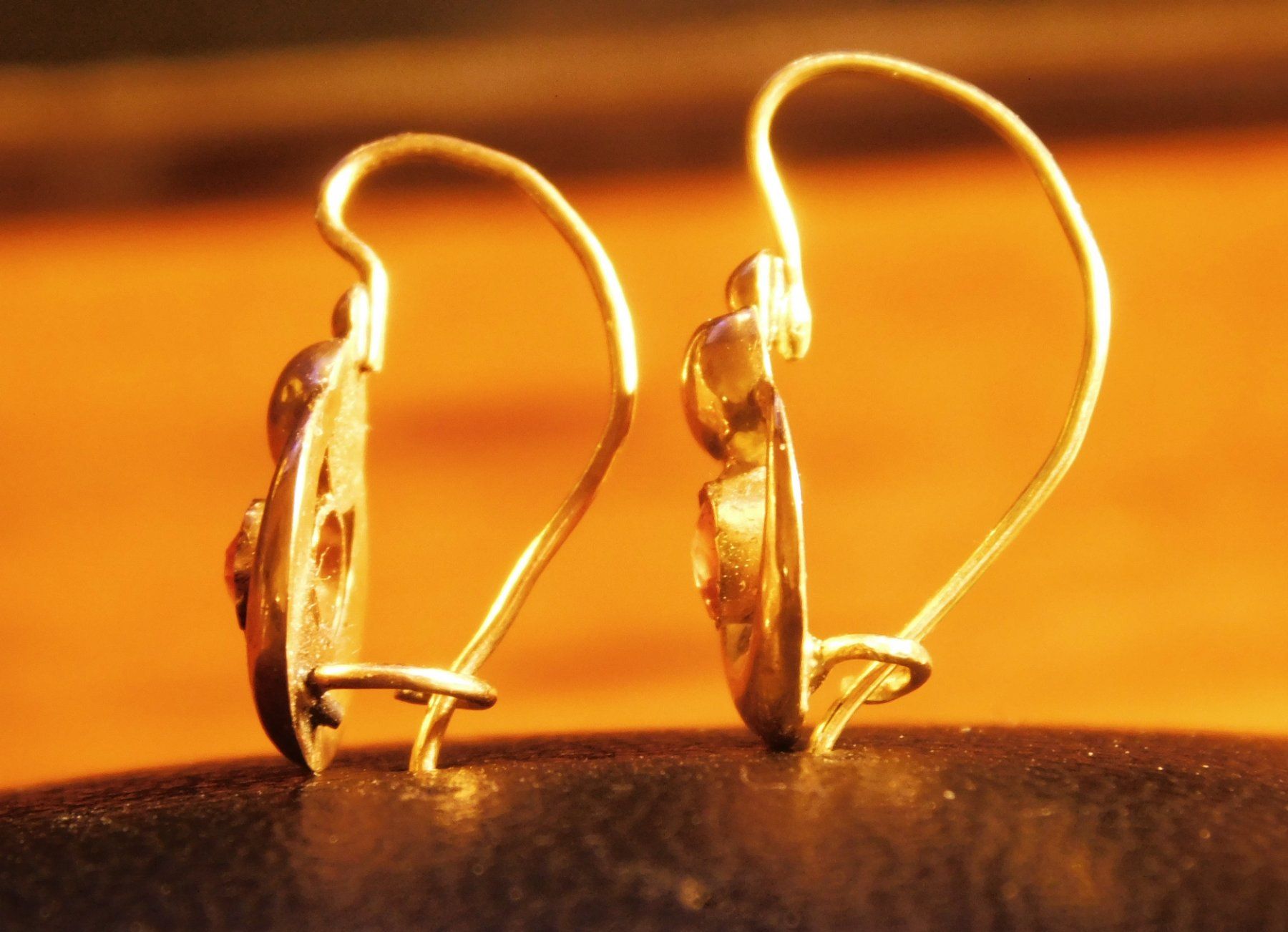 Orecchini pendenti & Orecchini a lobo: Antik Biedermeier-Goldohrringe 14K – Difettoso da Emmenbrücke venduto da Neverlaand-22 3