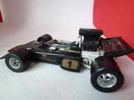 F1 Lotus JPS - Fittipaldi - alt und rar von Polistil - 1:25