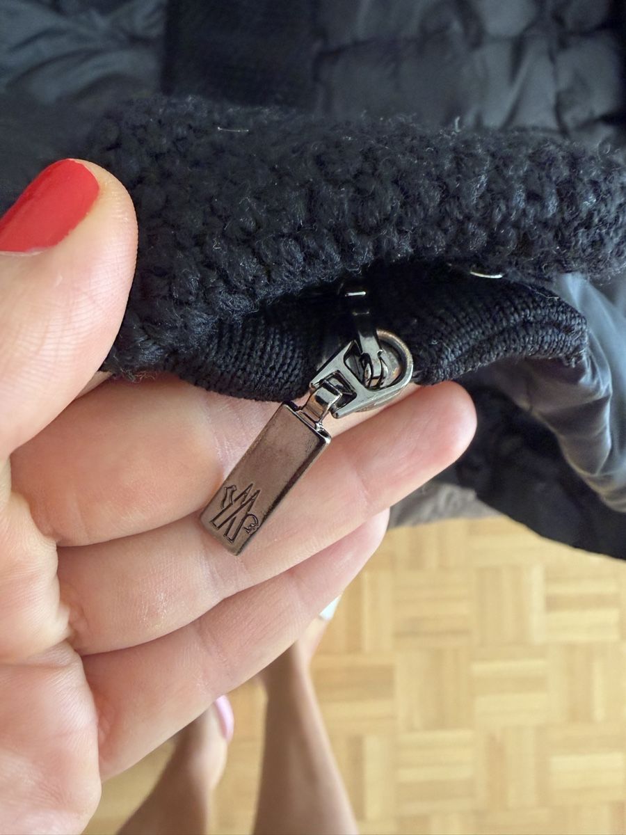 Moncler Giacche: Moncler Jacke M – Usato da Bern venduto da Olenush 7