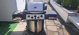 Gasgrill von Koenig mit Zubehör und Abdeckung