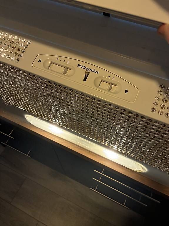 Electrolux Cappe di aspirazione: Hotte aspiration - Electrolux - DXK6000 – Usato da St-Prex venduto da Nexu5 2