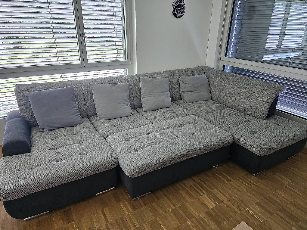 Divani: Grosses Sofa inkl Kissen – Usato da Malters venduto da mar_gf6t 1