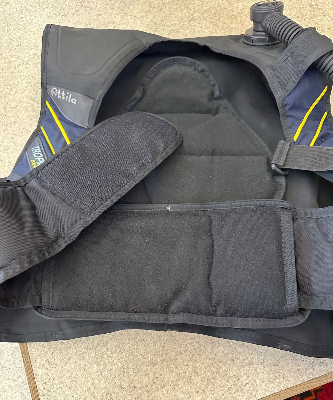 Mares Tauchanzüge: Mares BCD Tarierjacket #L - Tarier Weste Tauch Ausrüstung – Gebraucht aus Reiden von Zofi-Brocki 5