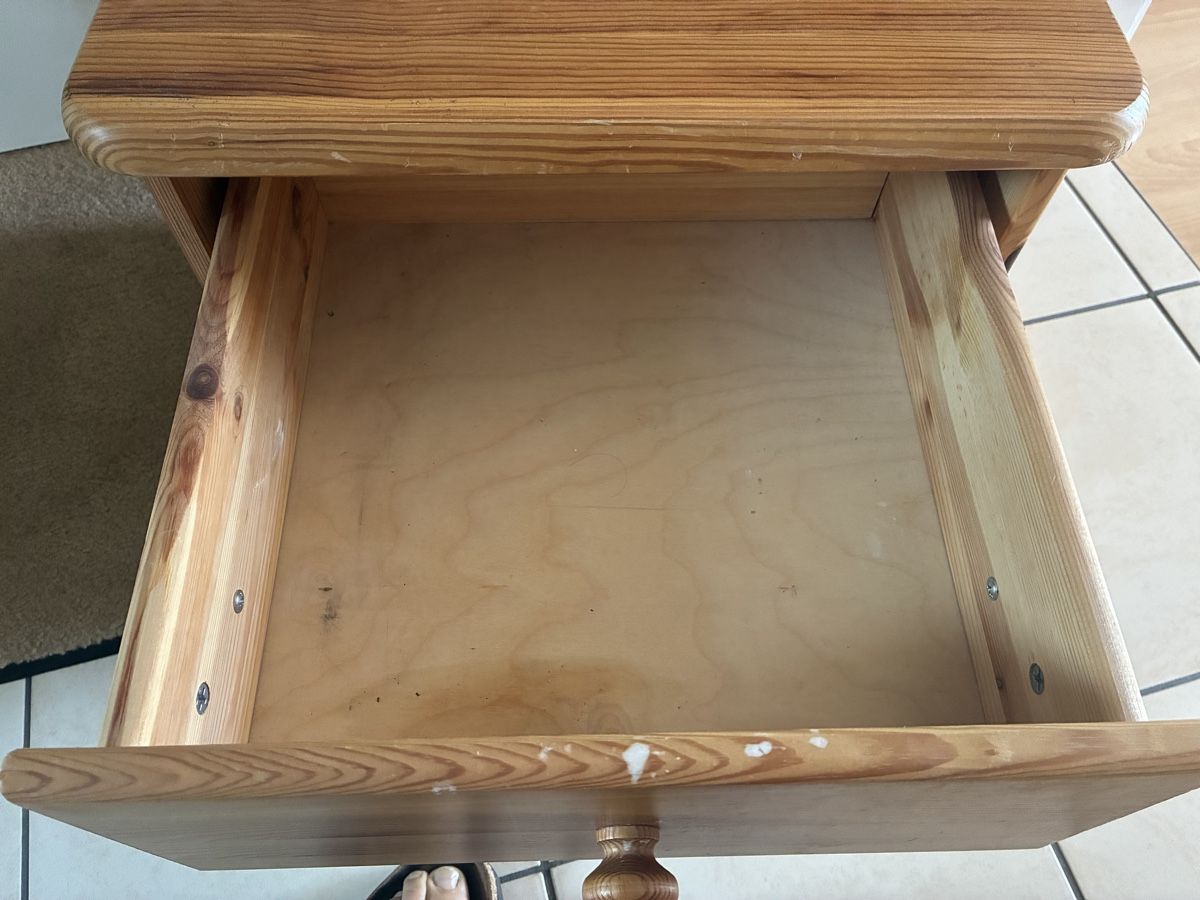 Nachttische: Petite table de nuit micasa  – Gebraucht aus Biel/Bienne von Lianumi 3