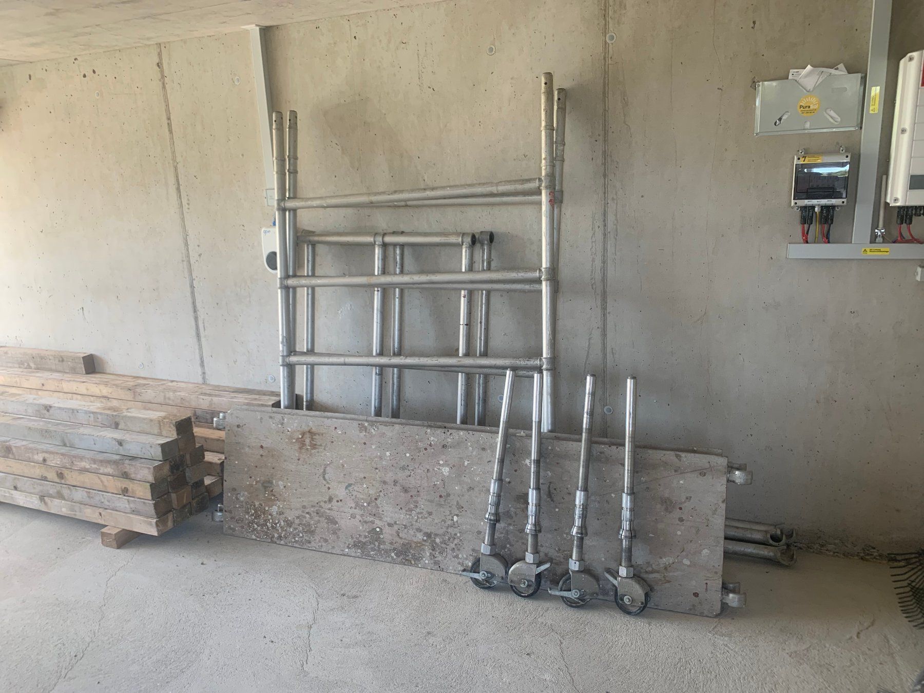 Ponteggi: Baugerüst extra tief: 140 cm – Usato da Baldegg venduto da kuzo1234 1