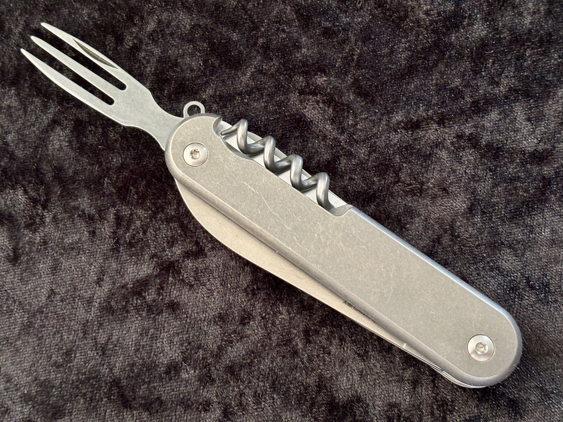 Coltelli tascabile: MKM Malga 6, Titanium, Böhler M390 – Nuovo (secondo la descrizione) da Frauenkappelen venduto da Doc_Snyder