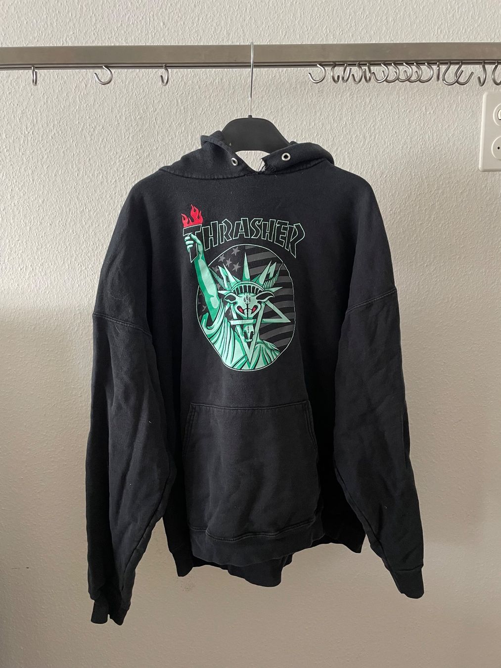 Pulls & Sweat-shirts: Trasher Hoodie Size M – D'occasion à Grellingen par angels.of.horror