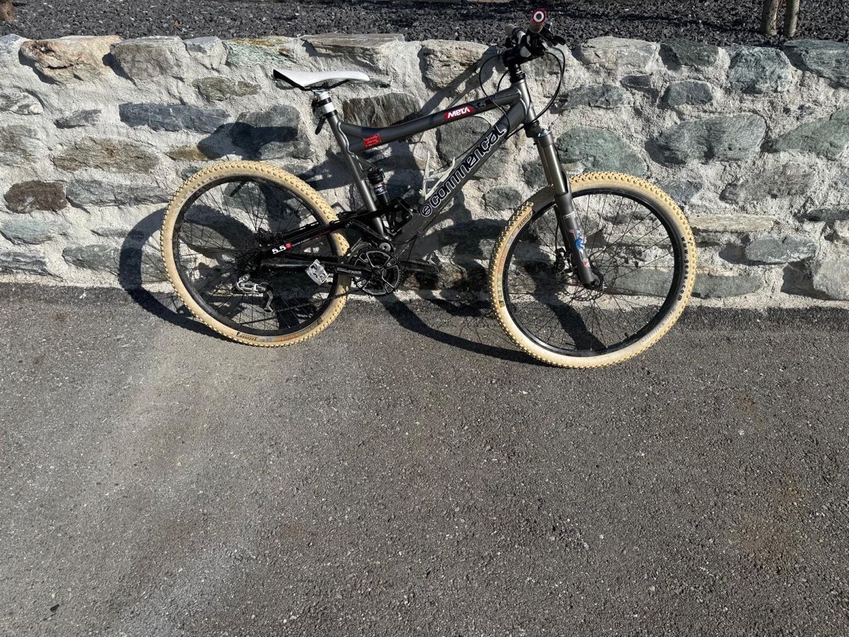 Biciclette: VTT Enduro Commencal Meta 5.5 – Usato da Bouloz venduto da jul_zm8y
