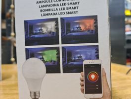 SMART LED LEUCHTMITTEL FARBIG, stufenlos via WiFi