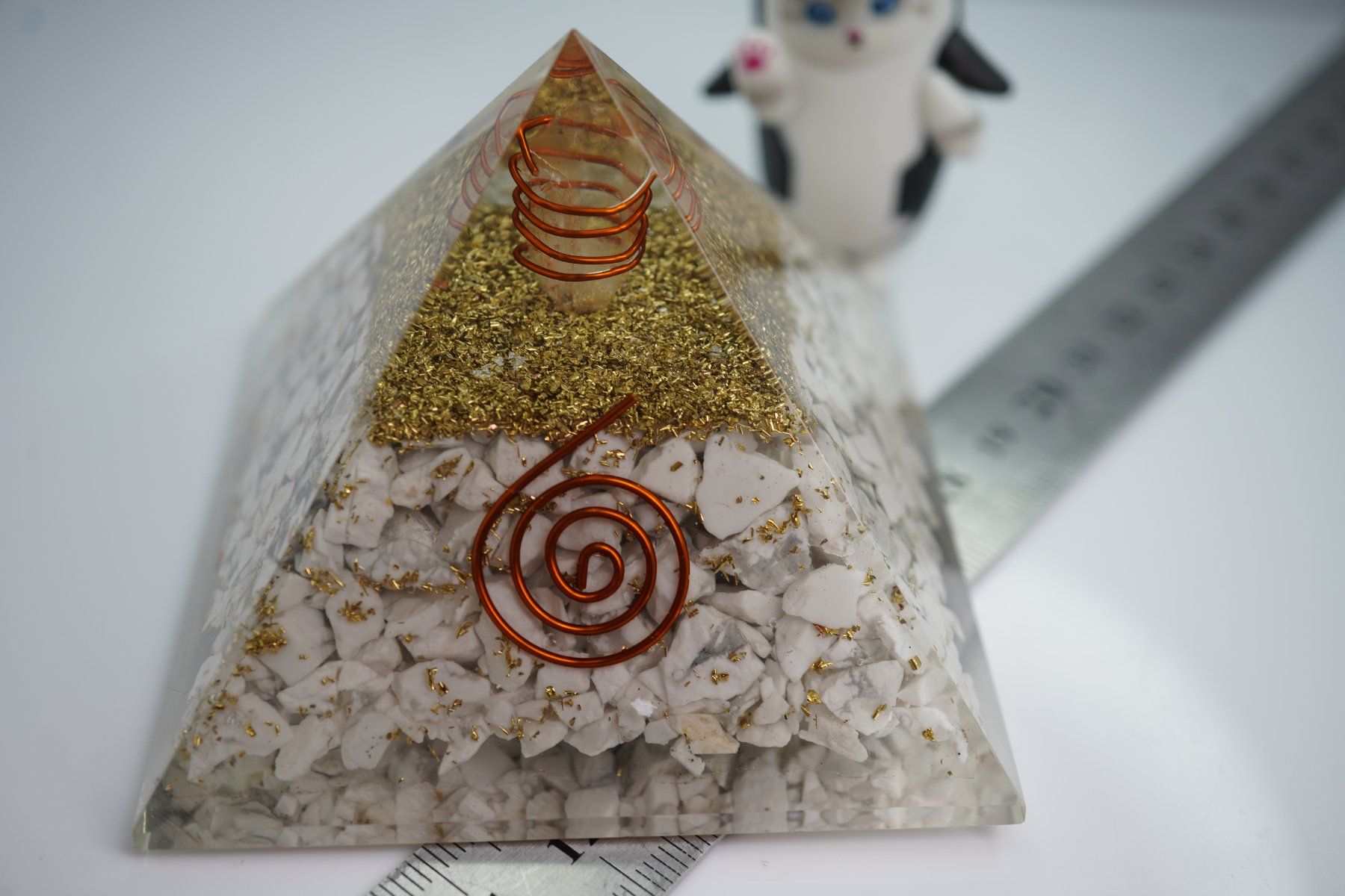 Mineralien & Heilsteine: Howlith       -Orgonit - Pyramide by TOPSTONE – Defekt aus Eschenbach SG von topstone 4